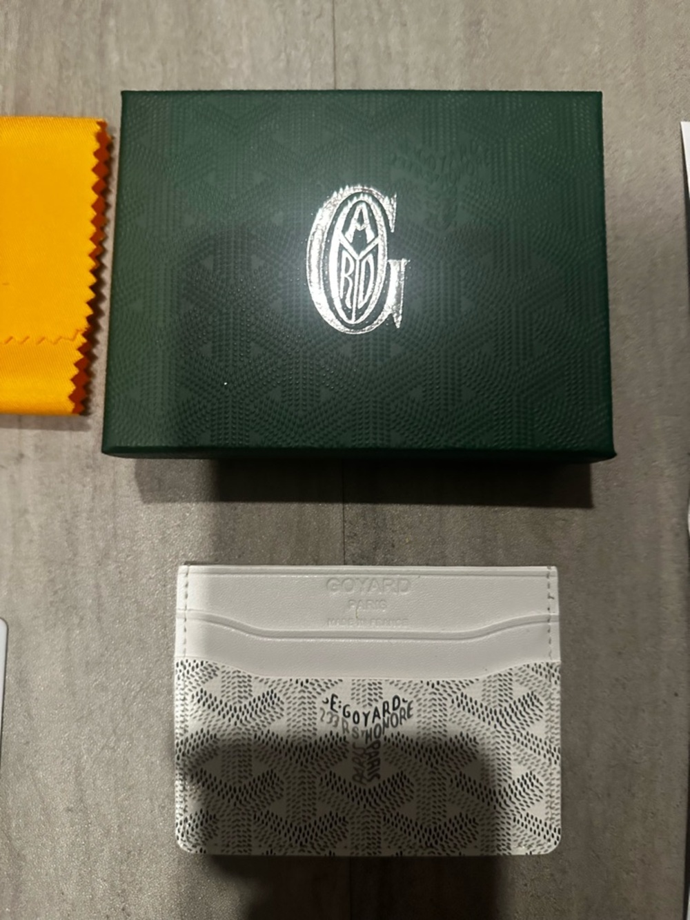 Goyard Yellow Branded Microfiber Cloth - Picture 2 of 5